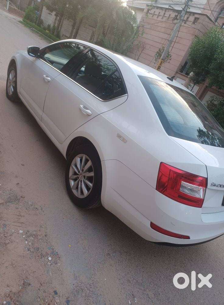 Skoda Octavia 2.0 Tdi At Style Plus, 2017, Diesel