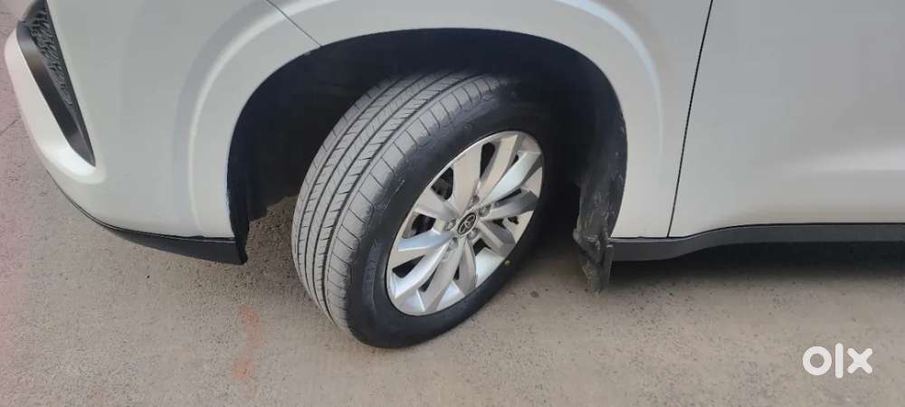 Toyota Innova Hycross 2.0 Vx Hybrid 8 Str, 2024, Petrol