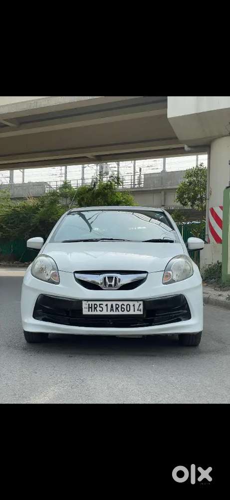 Honda Brio 2012 Petrol Well Maintained