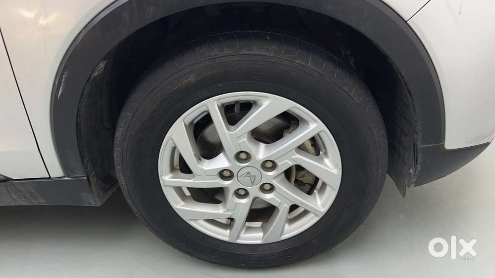 Mahindra Xuv300 W8 Diesel, 2023, Diesel