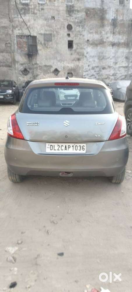 Maruti Suzuki Swift Vxi + Manual, 2012, Cng & Hybrids
