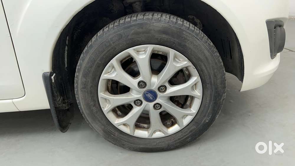 Ford Figo 1.2 Duratec Petrol Titanium, 2014, Petrol