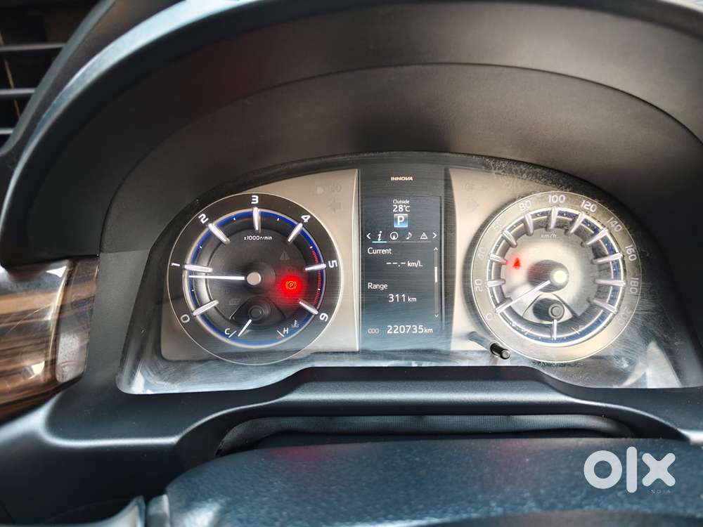 Toyota Innova Crysta 2.8z Automatic, 2017, Diesel