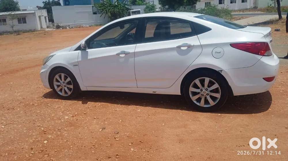 Hyundai Verna 1.6 Sx 2011