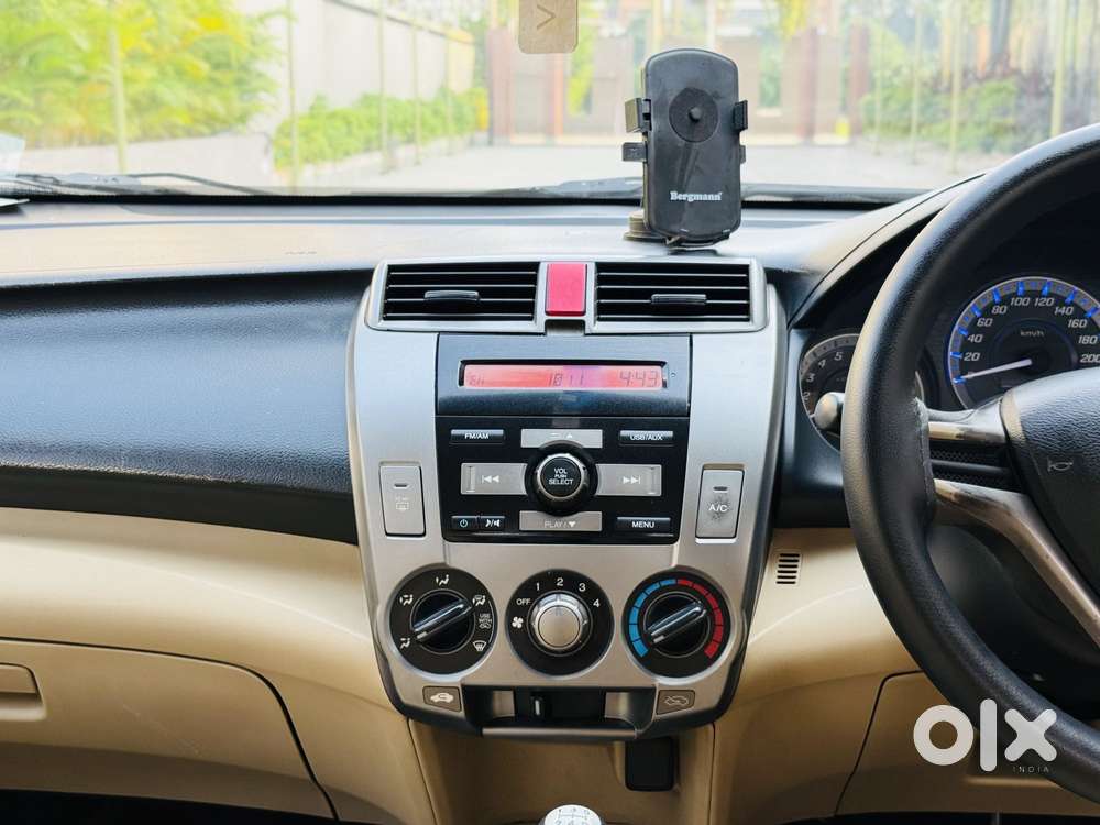 Honda City E Mt I-vtec, 2013, Petrol
