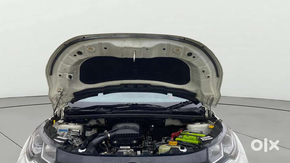 Tata Nexon 1.2 Revotron Xm (s), 2021, Petrol