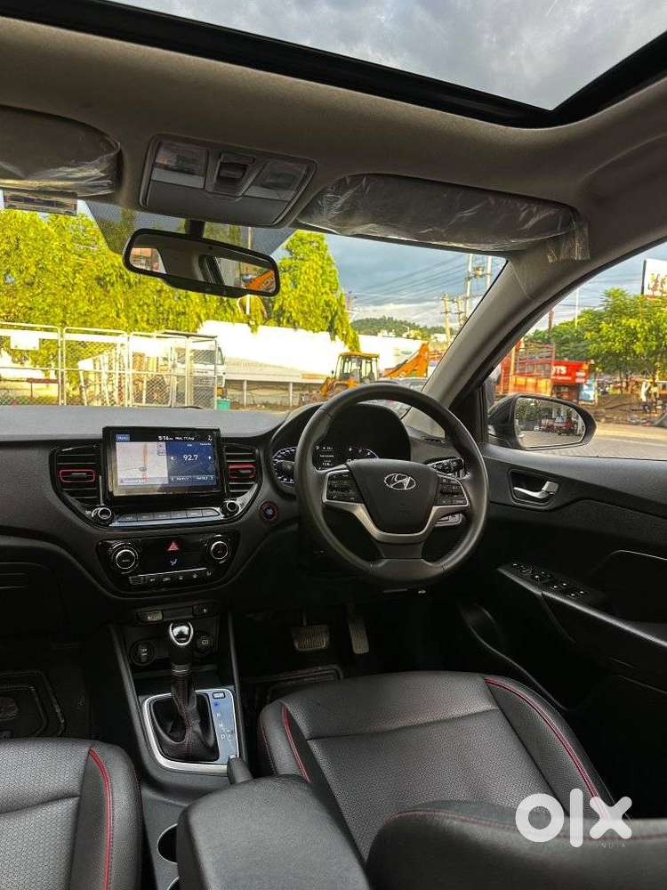 Hyundai Verna 1.5 Sx (o) Turbo Petrol Dct, 2021, Petrol