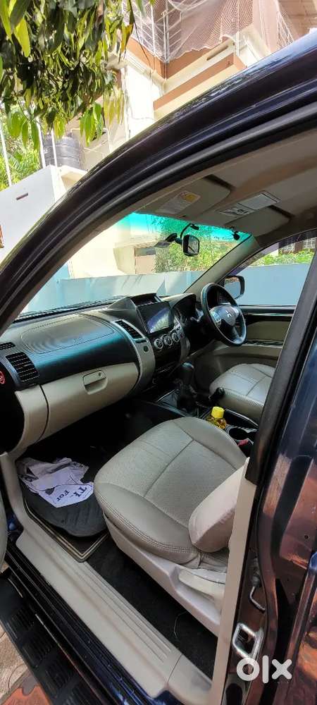 Mitsubishi Pajero Sport 2015 4x4 Manual