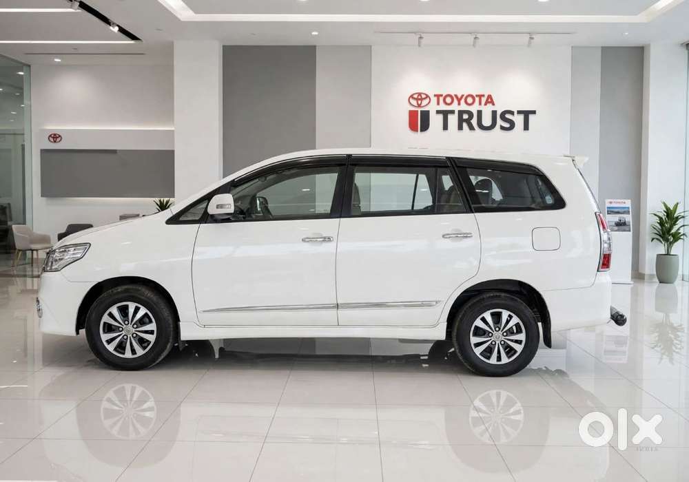 Toyota Innova 2.5 V 8 Str, 2016, Diesel