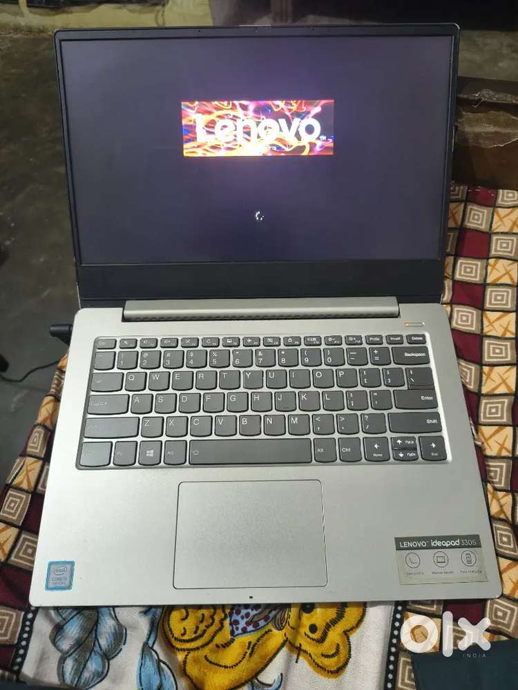 Lenovo ideapad 330S