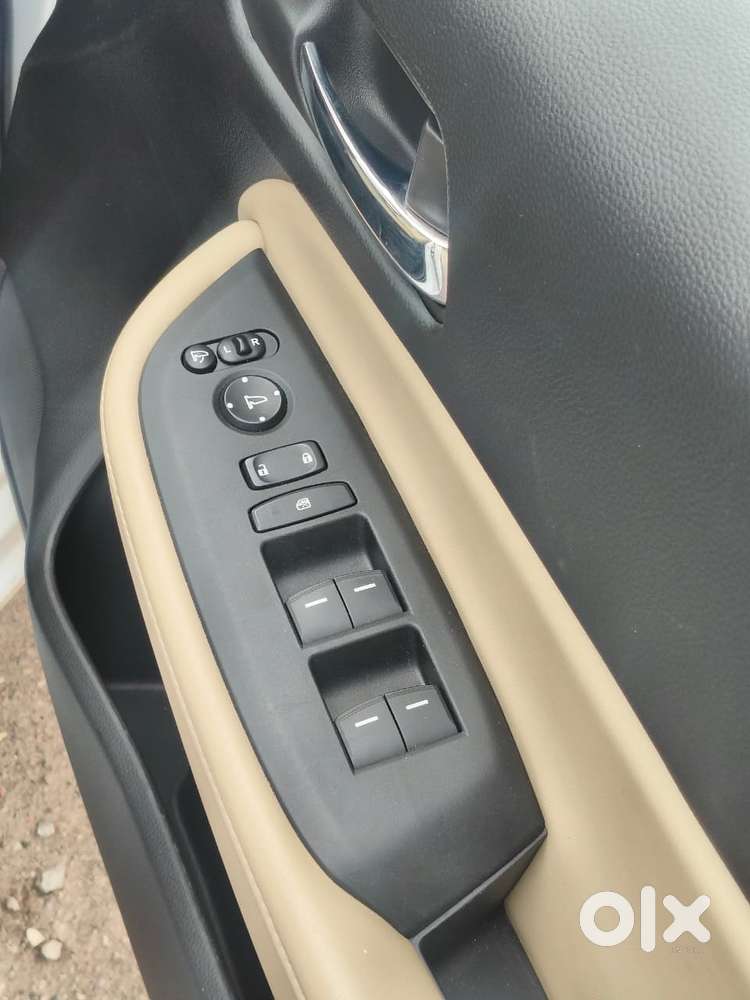 Honda City Zx Petrol Mt, 2022, Petrol