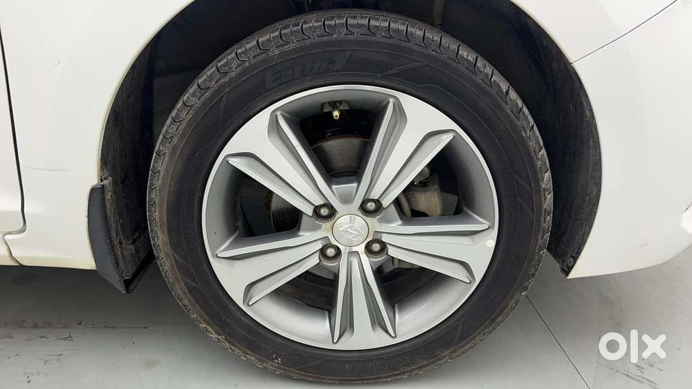 Hyundai Verna [ ] Fluidic 4s 1.6 Crdi Sx (o) At, 2019, Petrol
