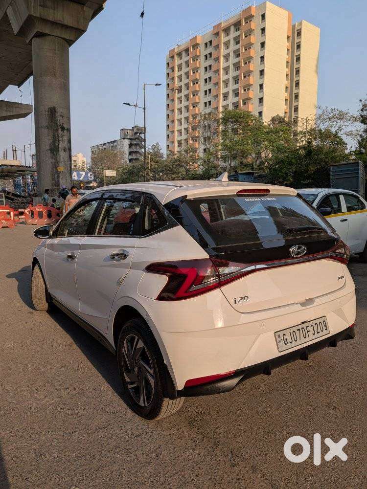 Hyundai New I20 1.2 Asta (o) Mt, 2023, Petrol