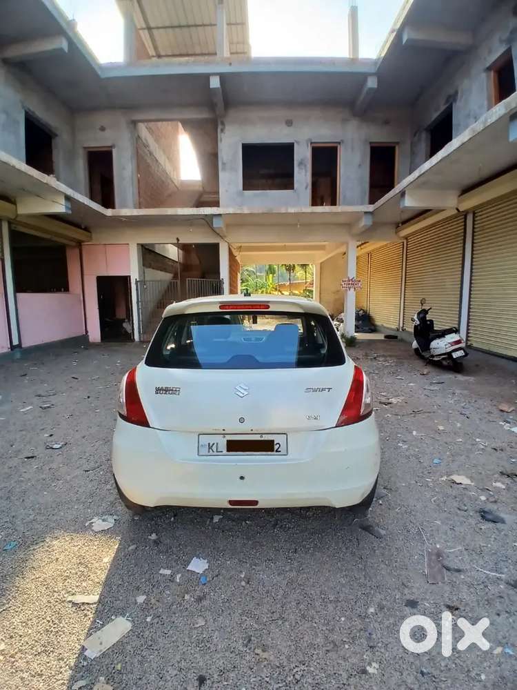 Maruti Suzuki Swift 2016 Petrol 104544 Km Driven