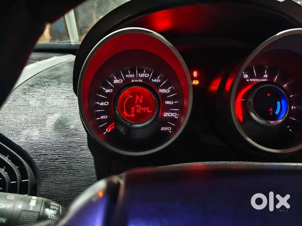 Mahindra Xuv500 2013 Diesel 95000 Km Driven