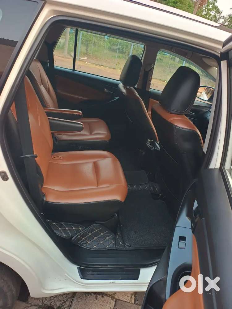 Toyota Innova Crysta 2019 Diesel 120000 Km Driven