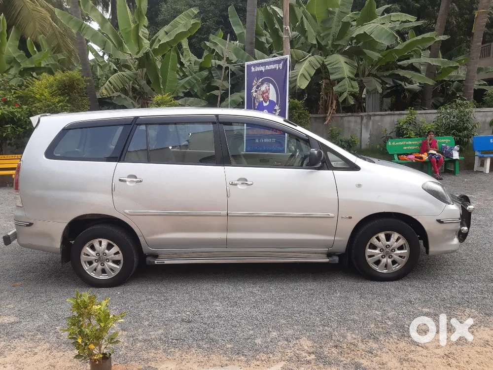 Toyota Innova 2010 Diesel 205000 Km Driven