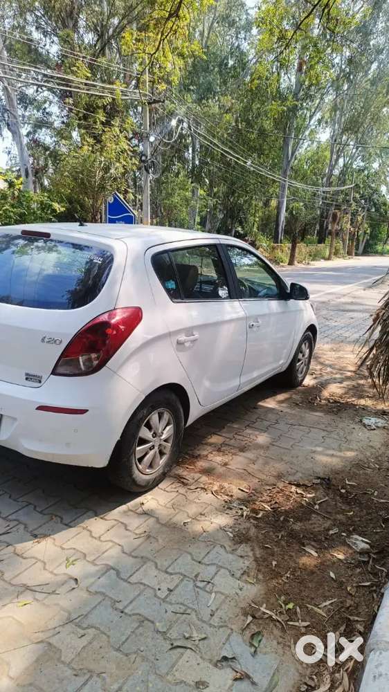 Hyundai I20 2012 Diesel 72500 Km Driven