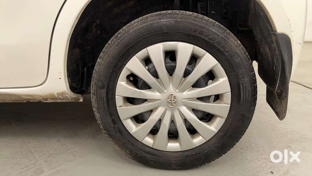 Toyota Etios Liva G, 2013, Petrol