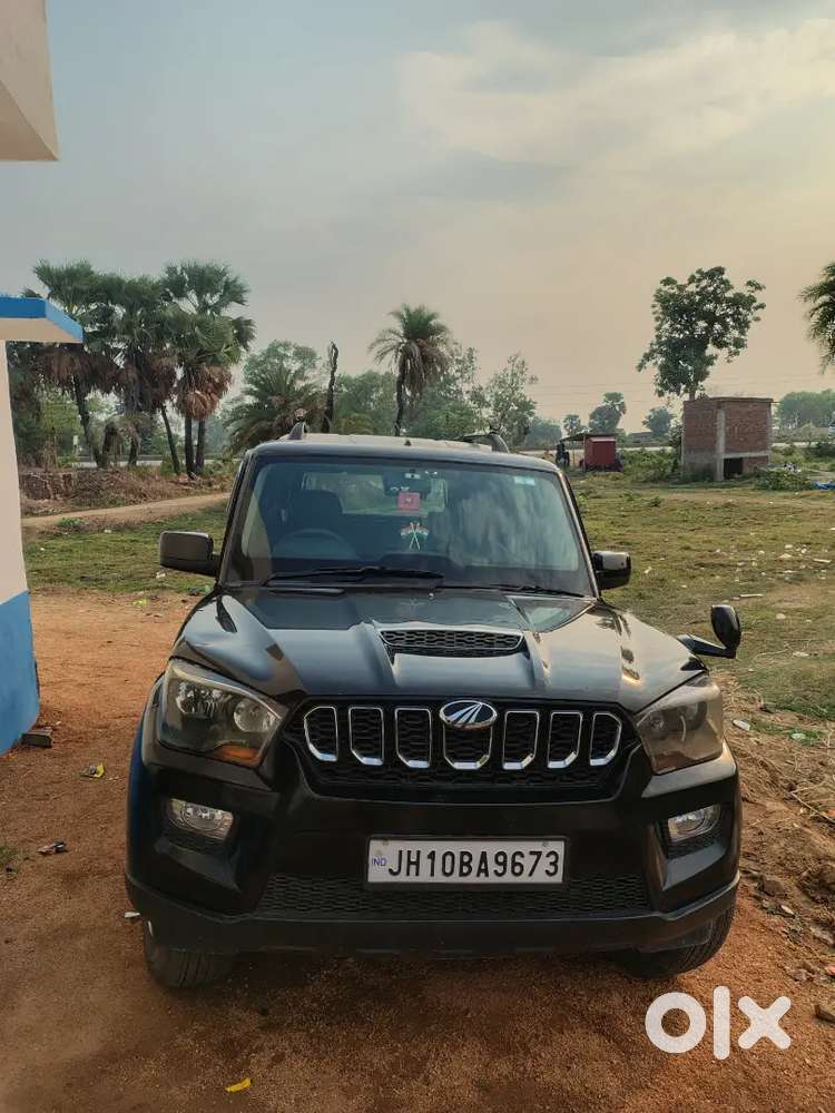 Mahindra Scorpio 2016 Diesel 125000 Km Driven