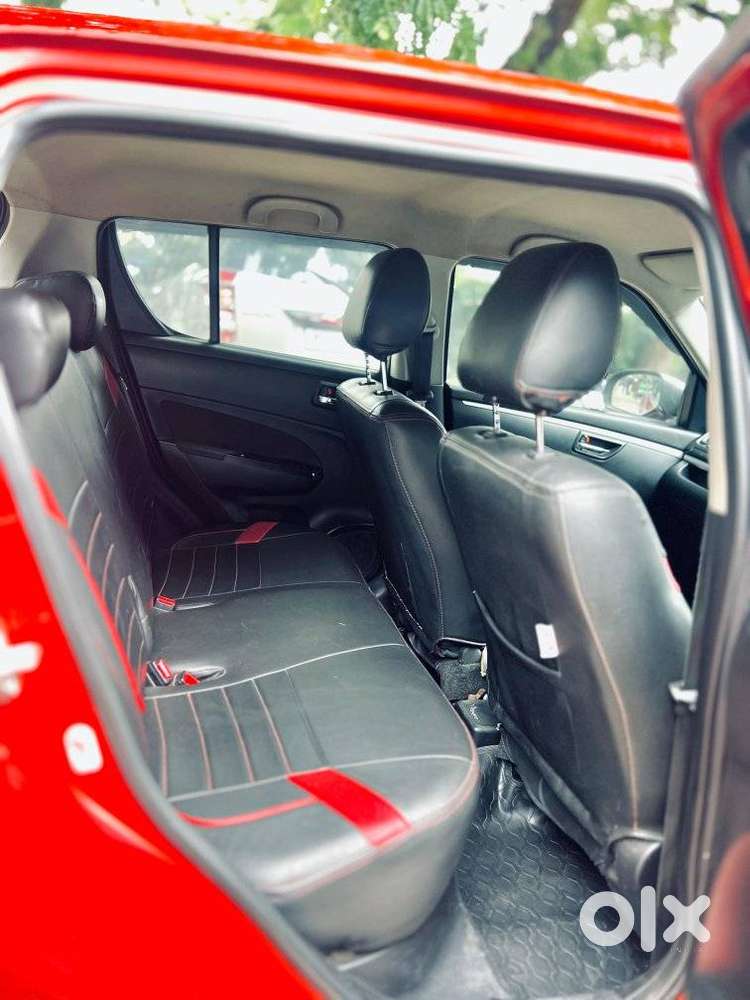 Maruti Suzuki Swift Vxi With Abs, 2013, Petrol