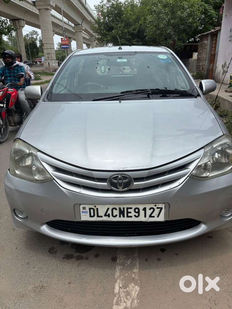 Toyota Etios Liva 2011-2012 G, 2011, Petrol
