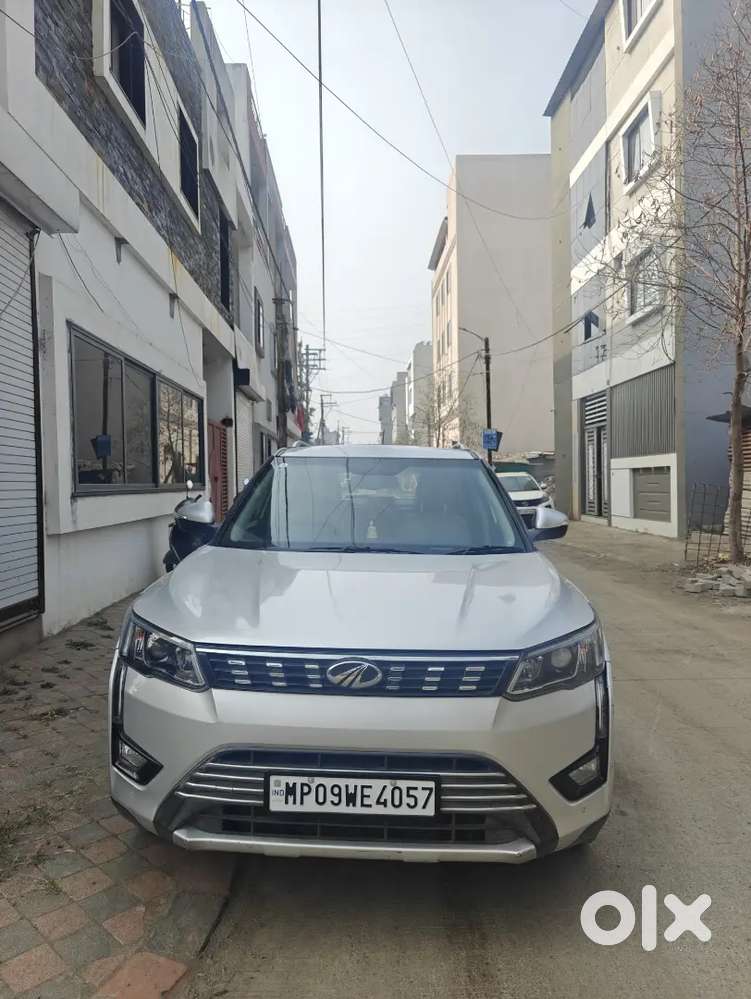 Mahindra Xuv300 2019 Petrol 87000 Km Driven