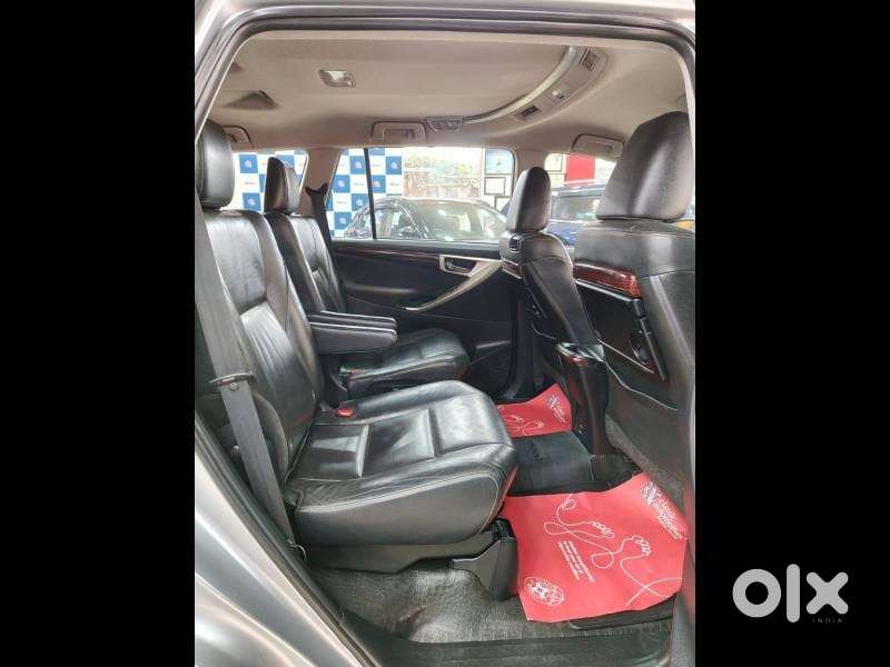 Toyota Innova Crysta Zx 2.4 Diesel 7 Seater, 2016, Diesel
