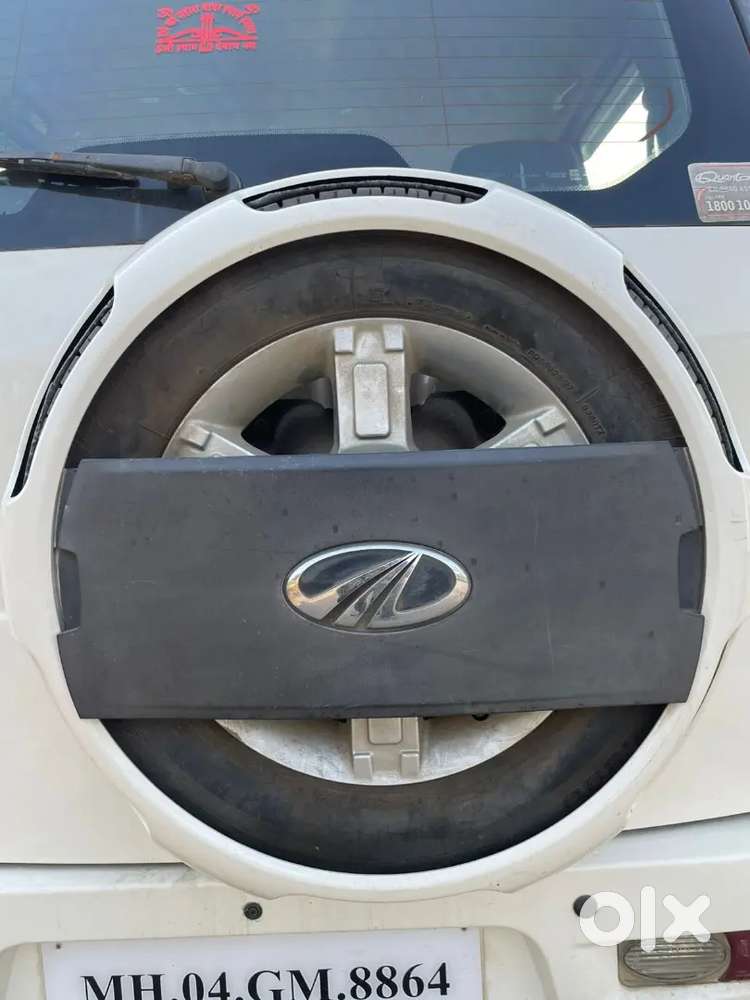 Mahindra Quanto C8