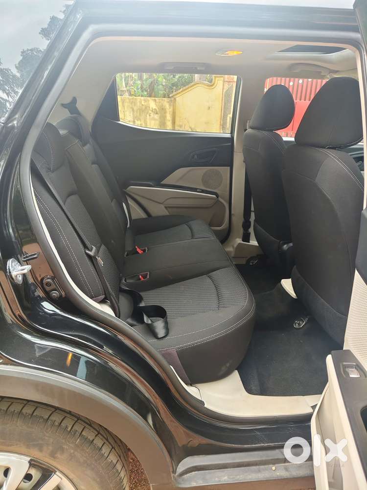 Mahindra Xuv300 W4, 2024, Petrol