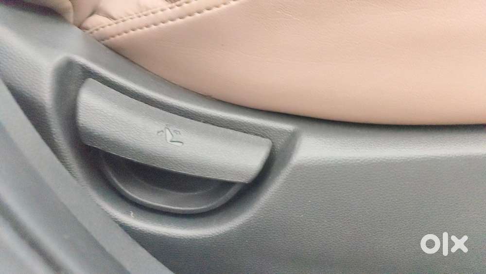 Hyundai Grand I10 [2017-2020] 1.2 Kappa Vtvt Sportz At, 2019, Petrol