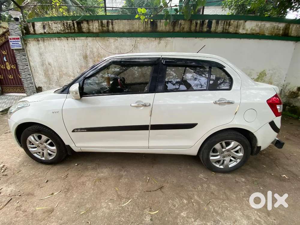 Maruti Suzuki Swift Dzire 2015 Petrol 90000 Km Driven