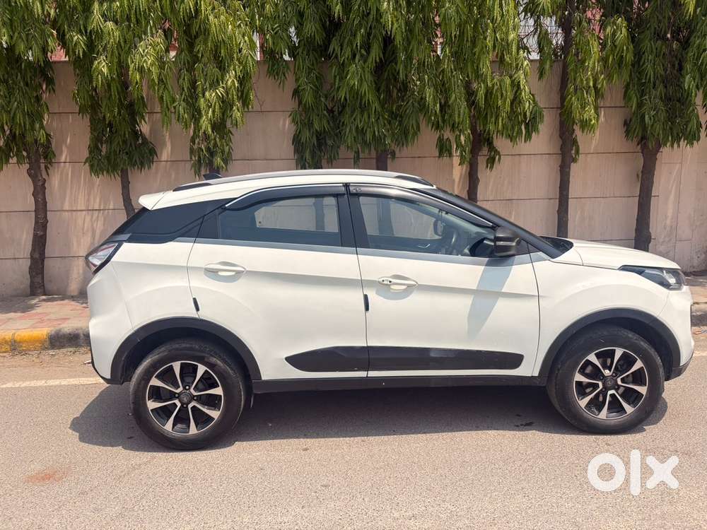Tata Nexon Petrol Xz Plus 2020 Dec Model