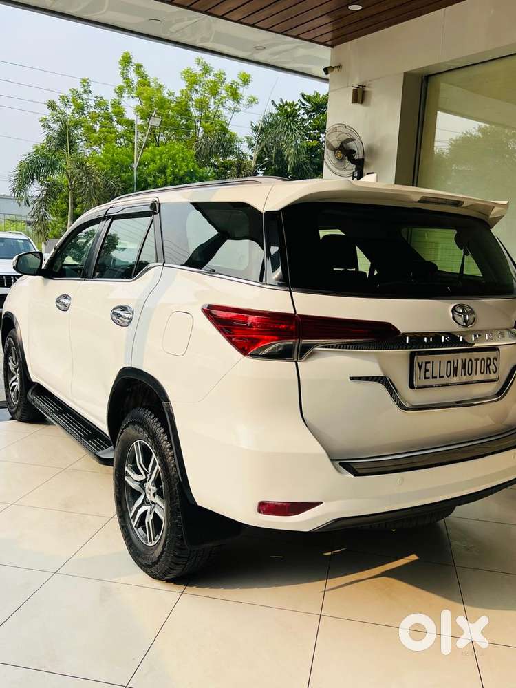 Toyota Fortuner 4x2 At 2.8 Diesel, 2019, Diesel