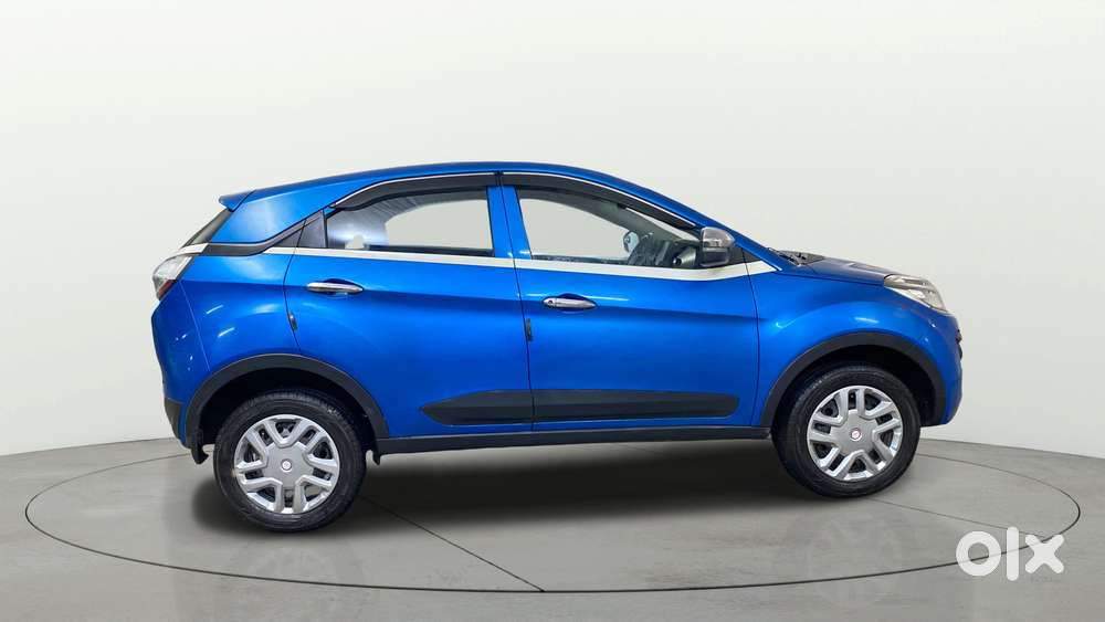 Tata Nexon 1.2 Revotron Xe, 2018, Petrol