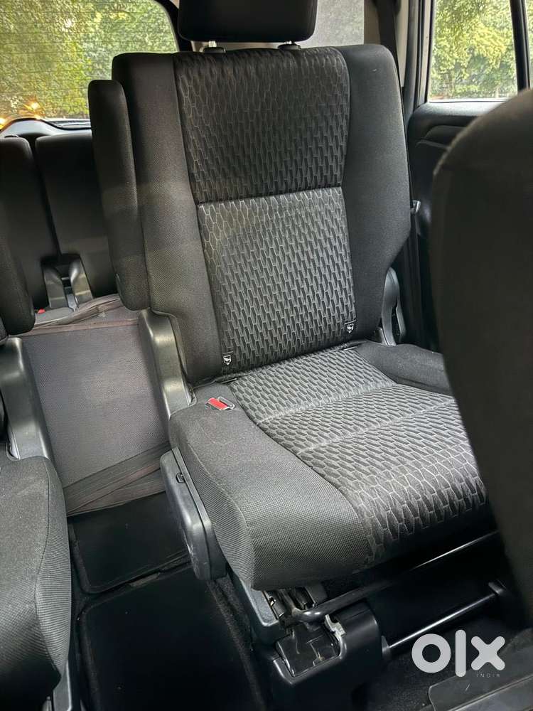 Toyota Innova Crysta