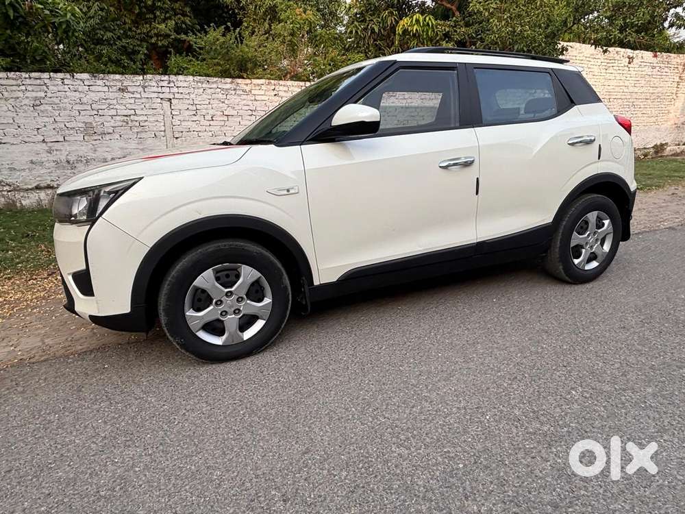 Mahindra Xuv300 W6, 2021, Petrol