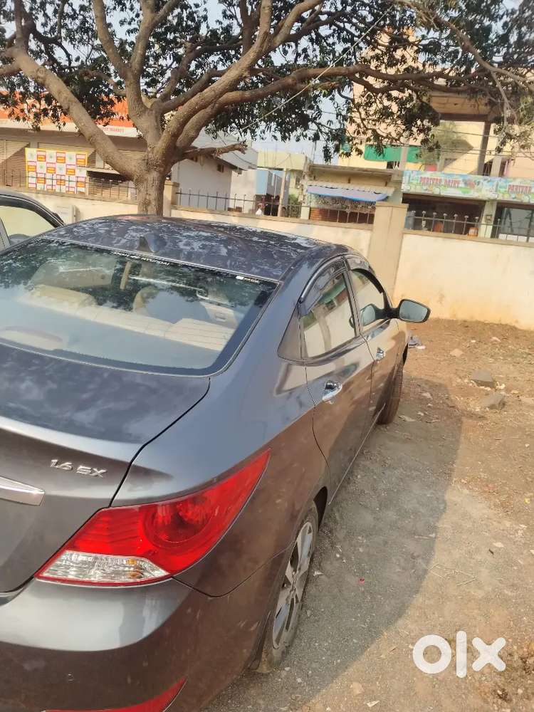 Hyundai Fluidic Verna 2016