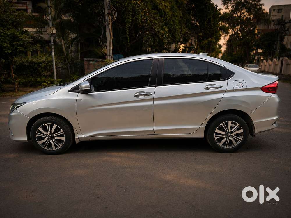 Honda City 1.5 V 4th Gen I-vtec Mt, 2018, Petrol