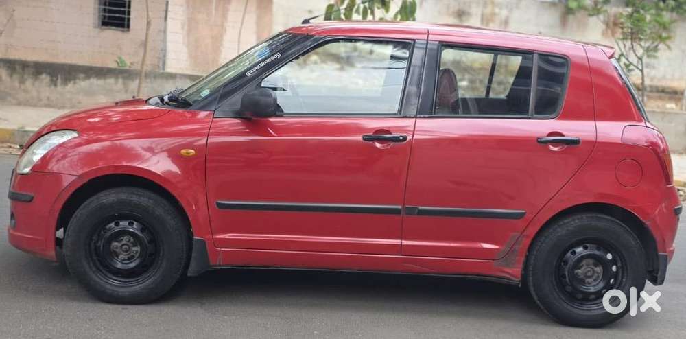 Maruti Suzuki Swift 2006 Petrol Well Maintained