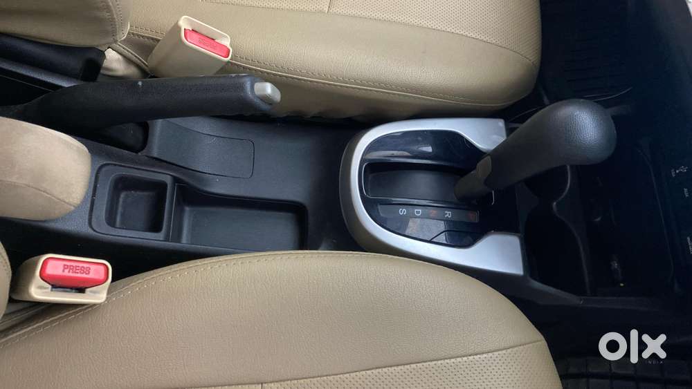 Honda Jazz V Cvt, 2022, Petrol