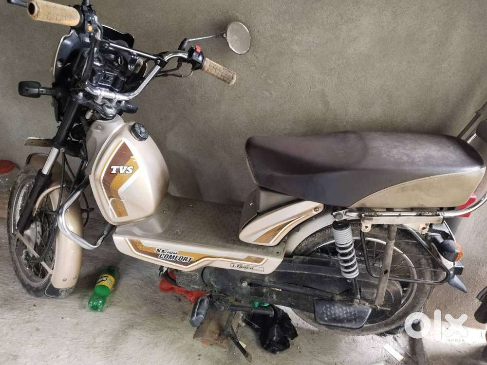 Tvs Xl 100 Comfort Silver Colour Tvs Xl Comfort New Arrivals New