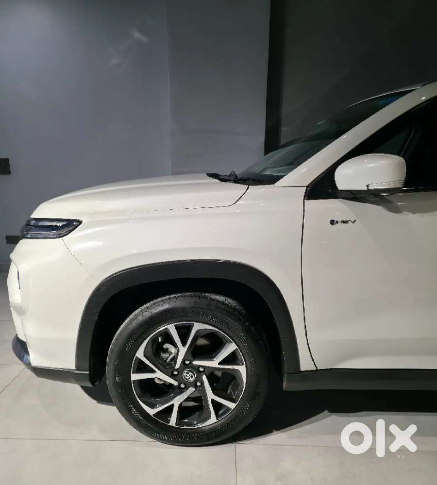 Toyota Urban Cruiser Hyryder, 2025, Petrol