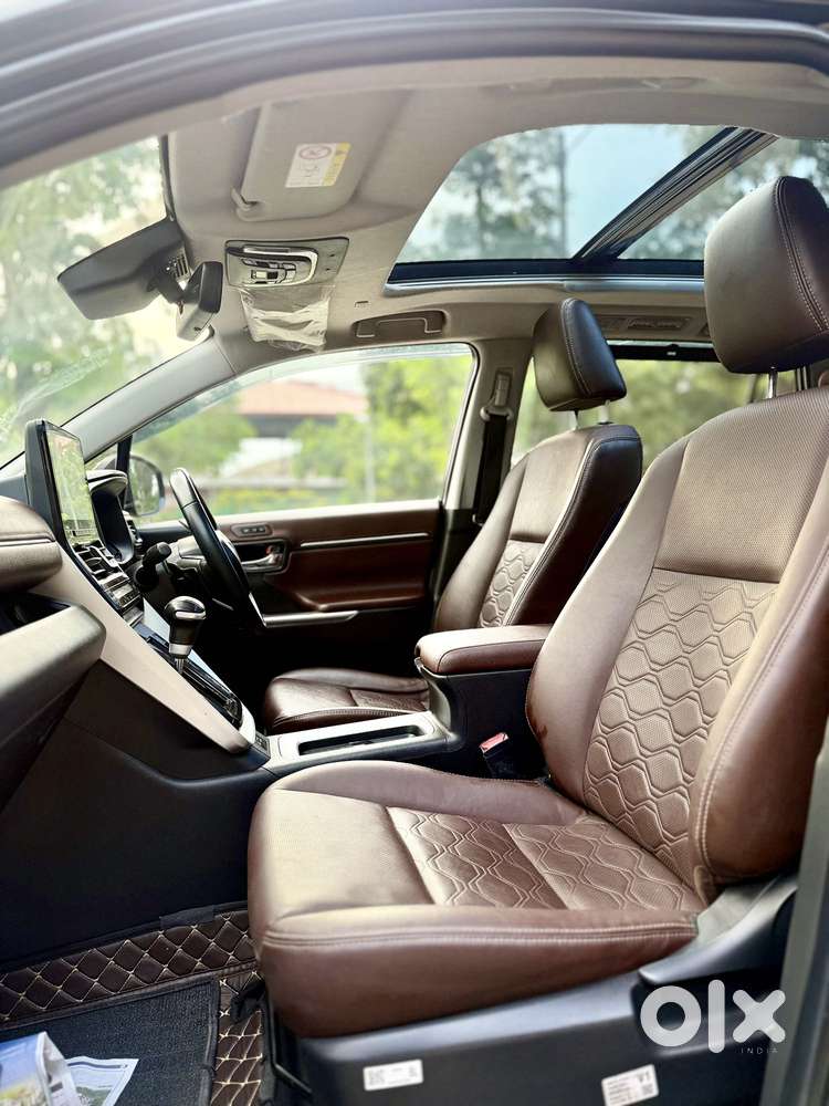 Toyota Innova Hycross Zx(o), 2025, Petrol