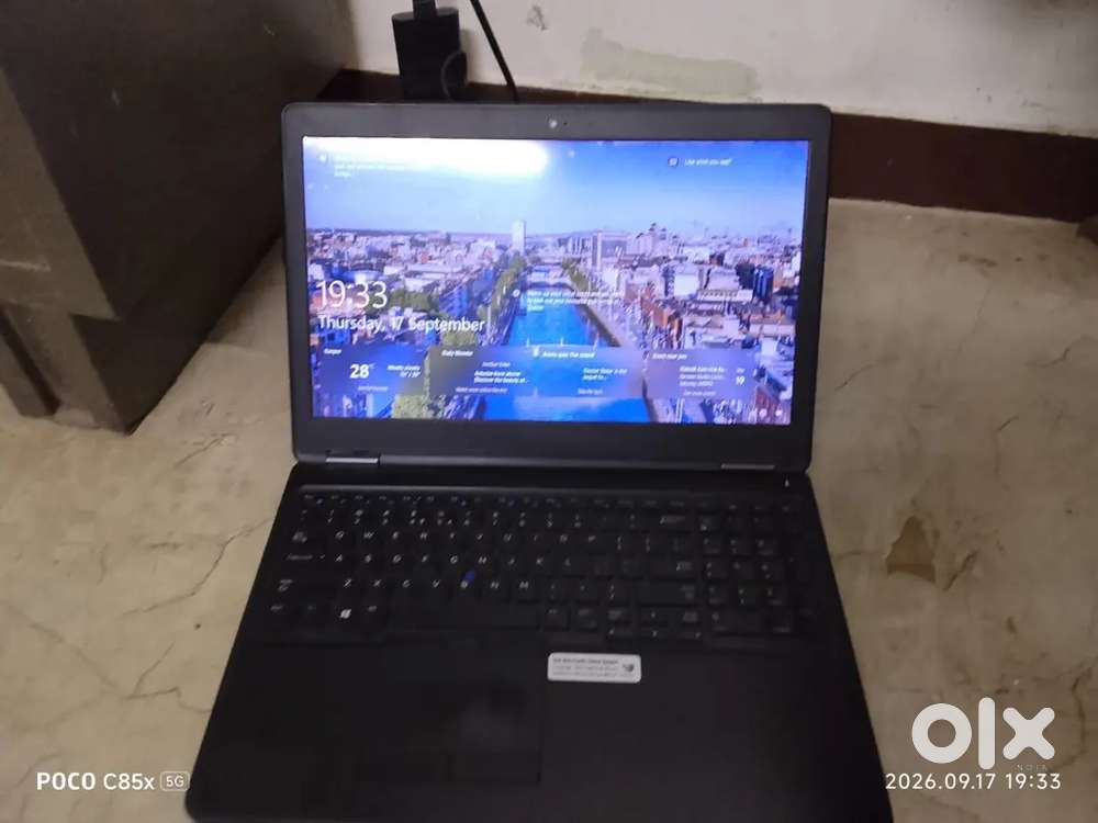 Dell Latitude E5550 / i7 5th Gen /  16GB RAM / 256GB SSD