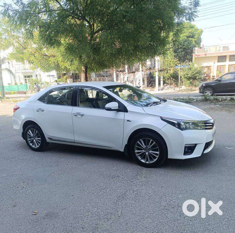 Toyota Corolla Altis Vl, 2014, Petrol