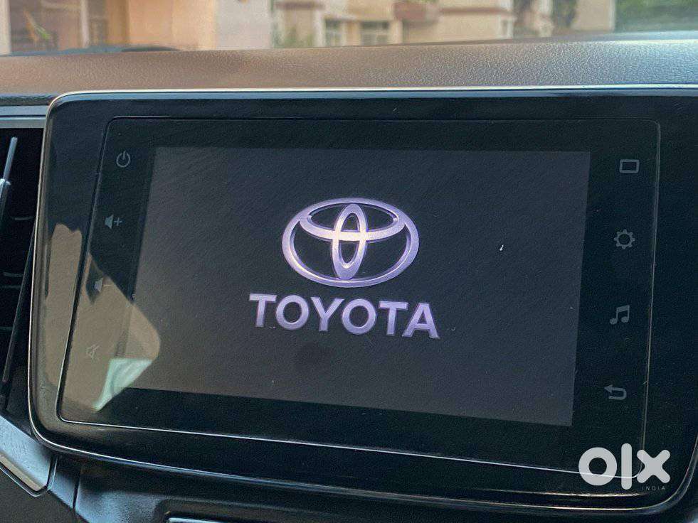 Toyota Glanza 1.2 V Amt, 2019, Petrol