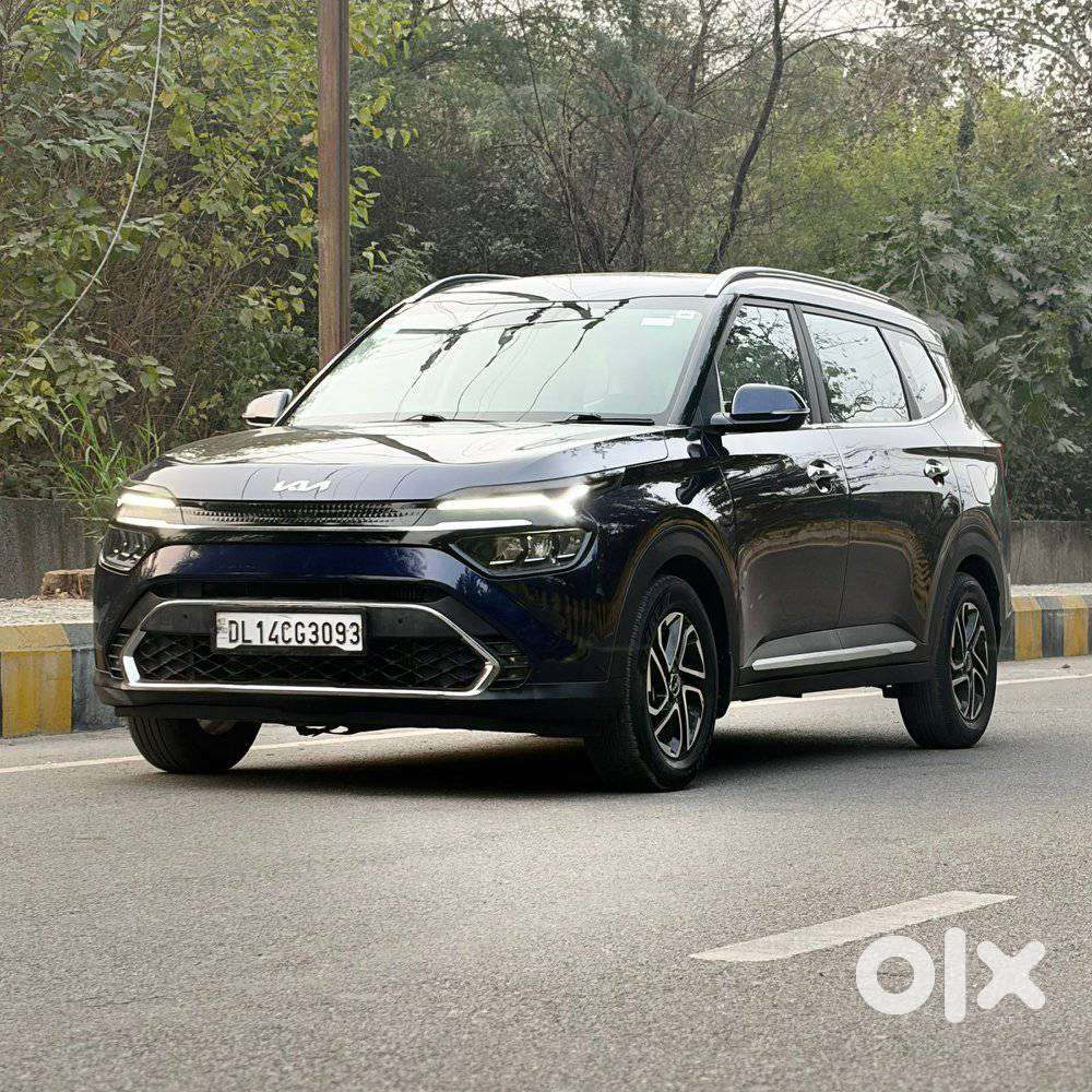 Kia Carens 1.4 Luxury Plus Dct 7 Str, 2022, Petrol