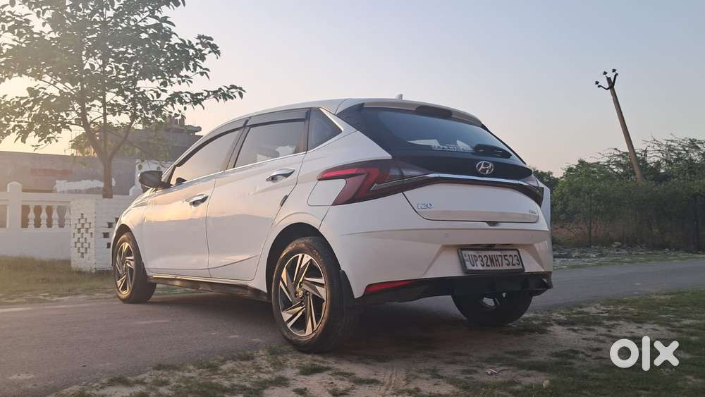 Hyundai New I20 1.2 Asta (o) Mt, 2023, Petrol