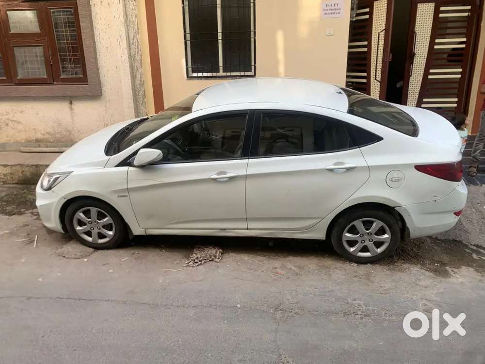 Hyundai Fluidic Verna 2012 Diesel 138000 Km Driven